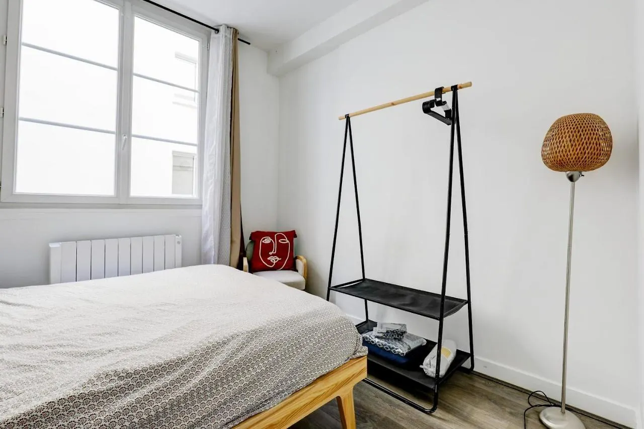 Arc De Triomphe & Wagram - City Apartment Paris